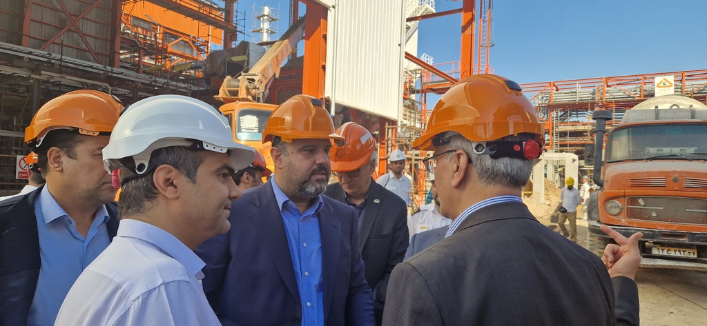بازدید مدیران طرح‌ها، HSEو... بصورت سرزده از پروژه هایکو شرکت پتروشیمی کارون